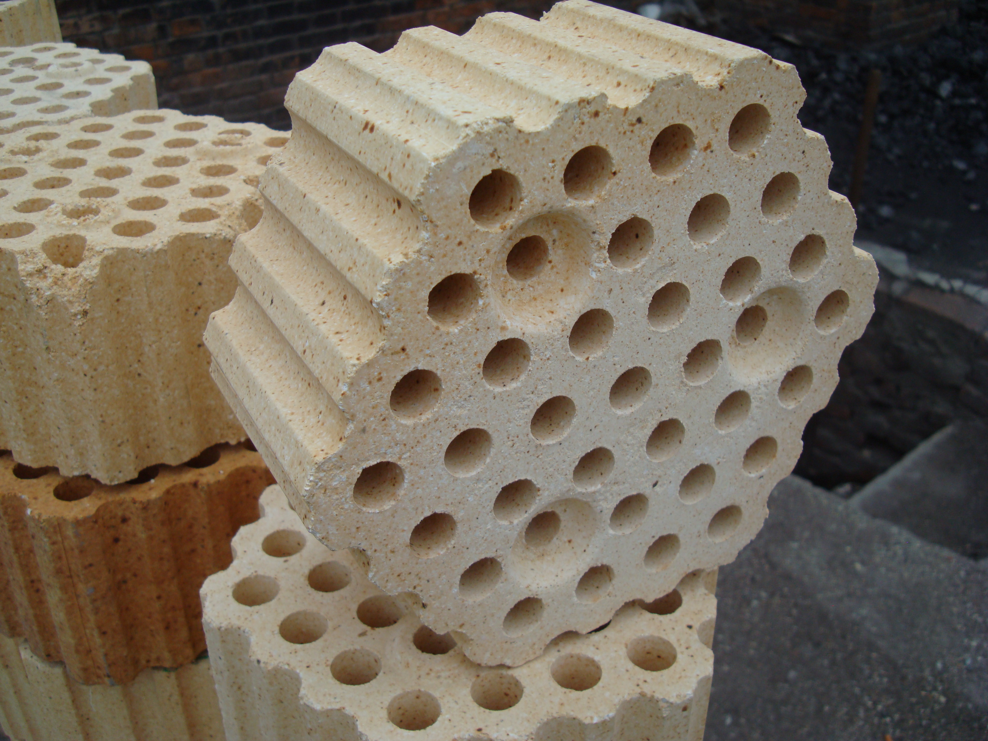 The size and specification requirements for Blast furnace fire clay bricks